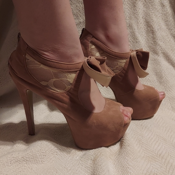 Fuluolin European size 40 European O USA platform Stiletto heels - Picture 1 of 3